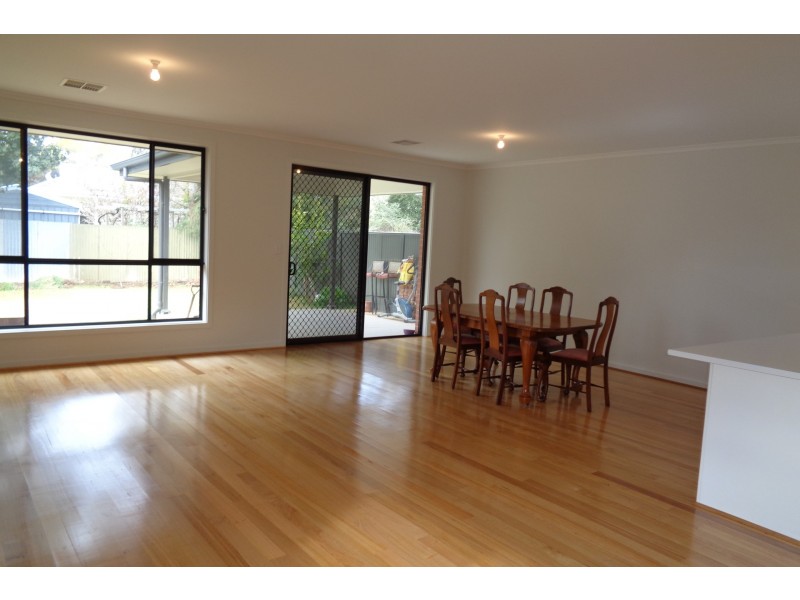 3 Doradilla Avenue, Seacombe Gardens SA 5047