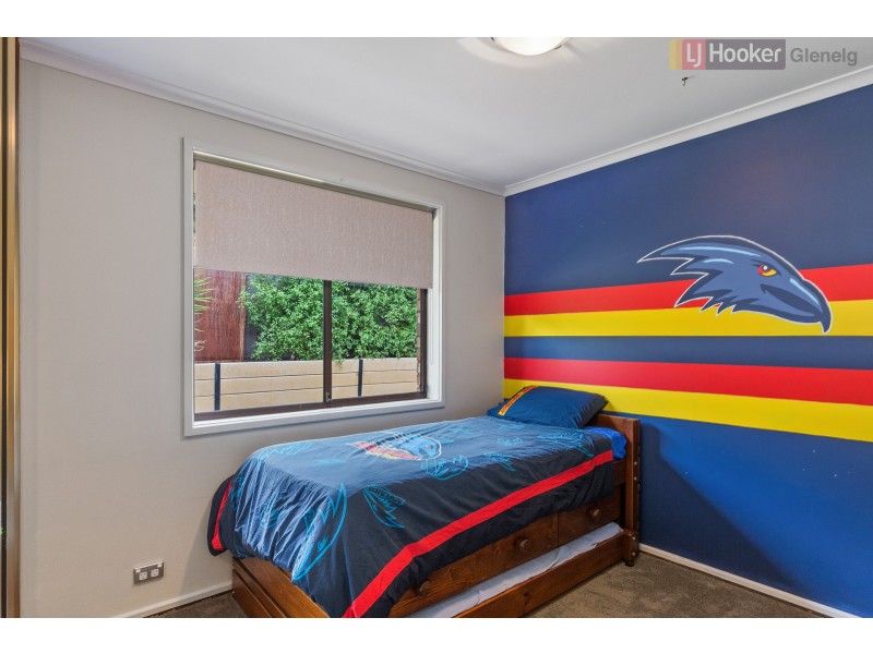 16 Victoria Avenue, Woodcroft SA 5162