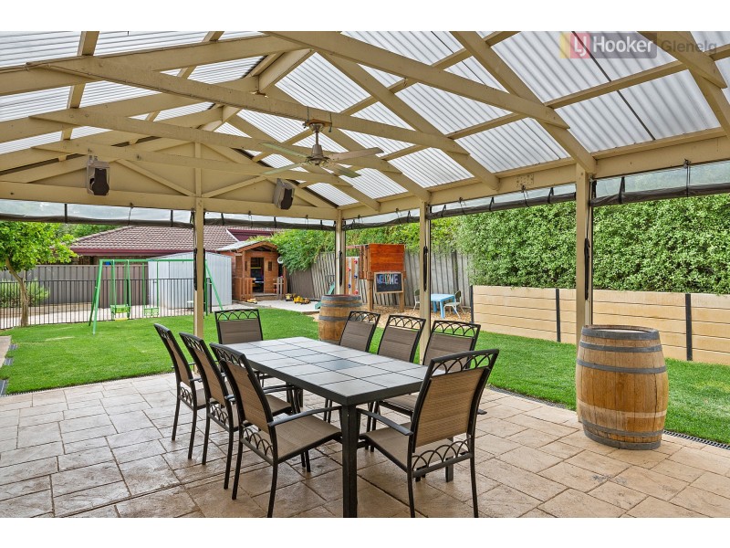 16 Victoria Avenue, Woodcroft SA 5162