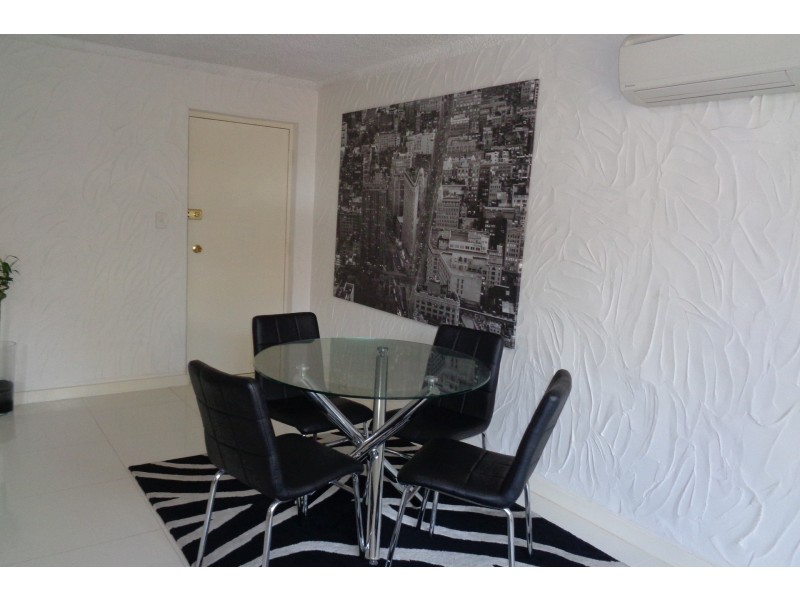 17/3 Broadway, Glenelg South SA 5045