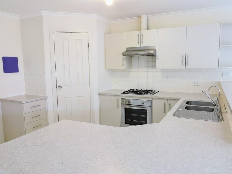 52A White Crescent, Seacombe Gardens SA 5047