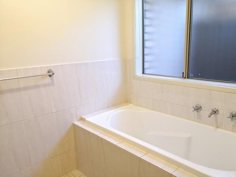 52A White Crescent, Seacombe Gardens SA 5047