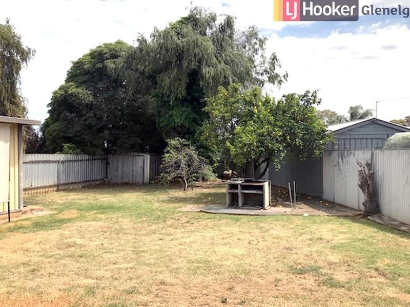 12 Trimmer Parade, Woodville West SA 5011