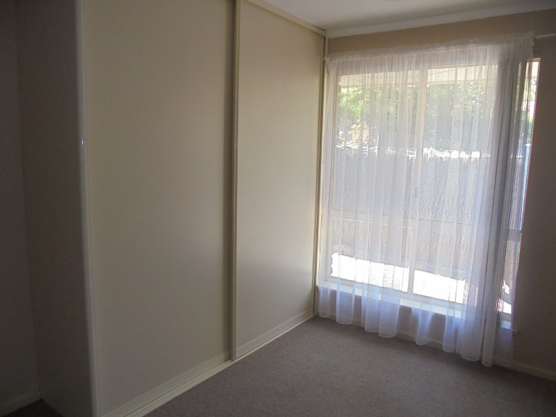 18 Outlook Drive, Aberfoyle Park SA 5159