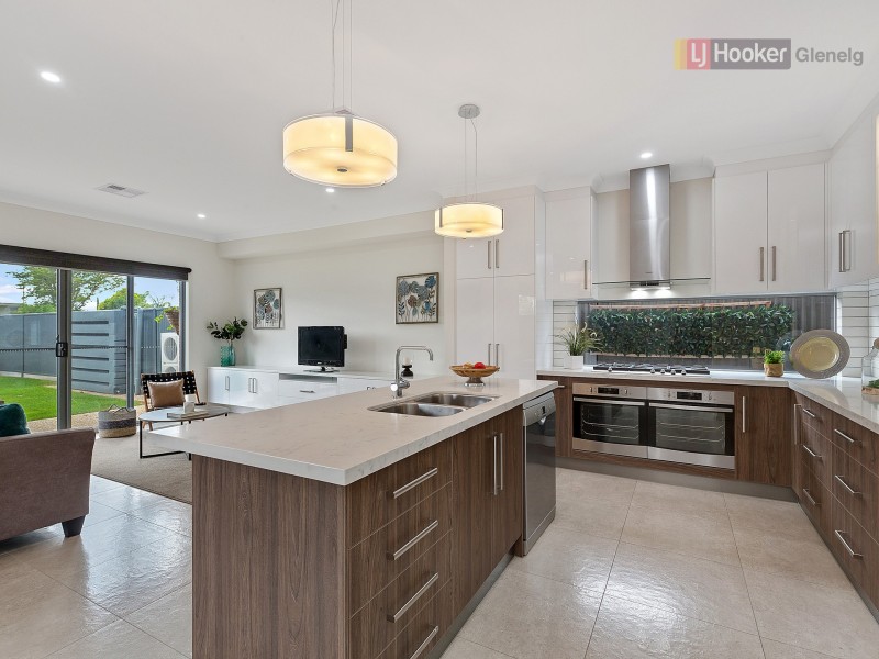 1 Woodfield Avenue, Warradale SA 5046