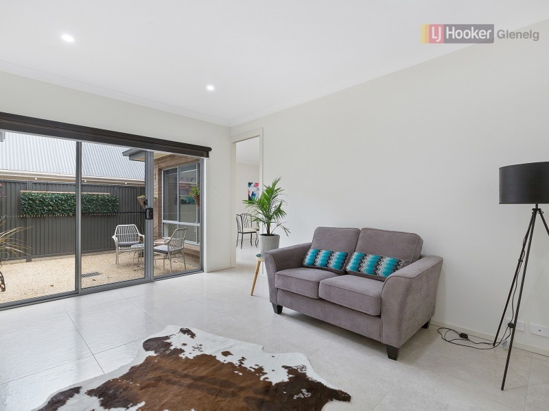 1 Woodfield Avenue, Warradale SA 5046