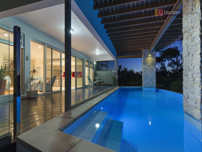 6 Holder Parade, Marino SA 5049