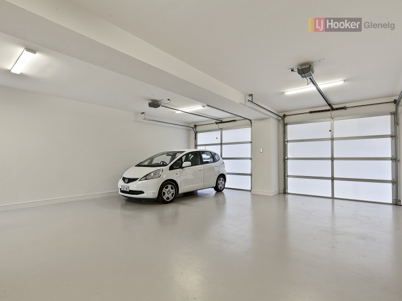 6 Holder Parade, Marino SA 5049