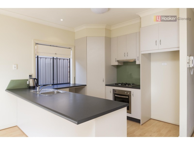 6A Nickels Avenue, Park Holme SA 5043