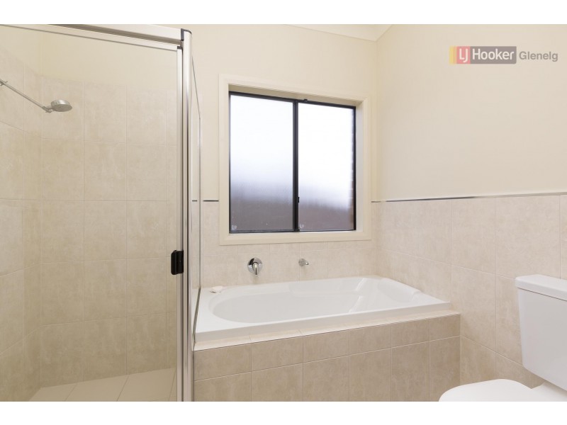 6A Nickels Avenue, Park Holme SA 5043