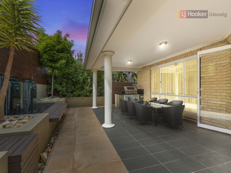 99 Highfield Drive, Craigburn Farm SA 5051