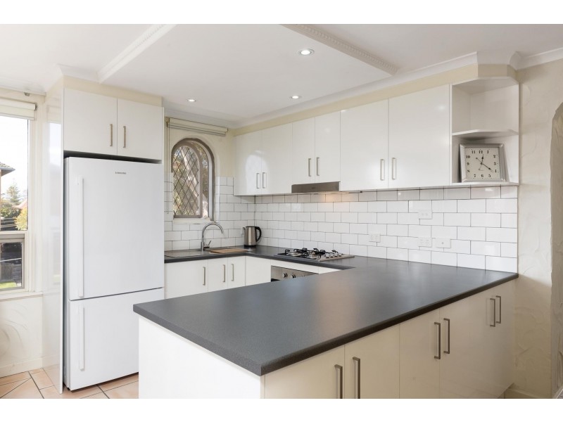 9/35 Nile Street, Glenelg SA 5045