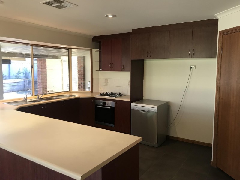 5 Heinrich Court, Mount Barker SA 5251