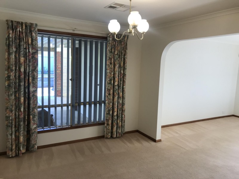 5 Heinrich Court, Mount Barker SA 5251