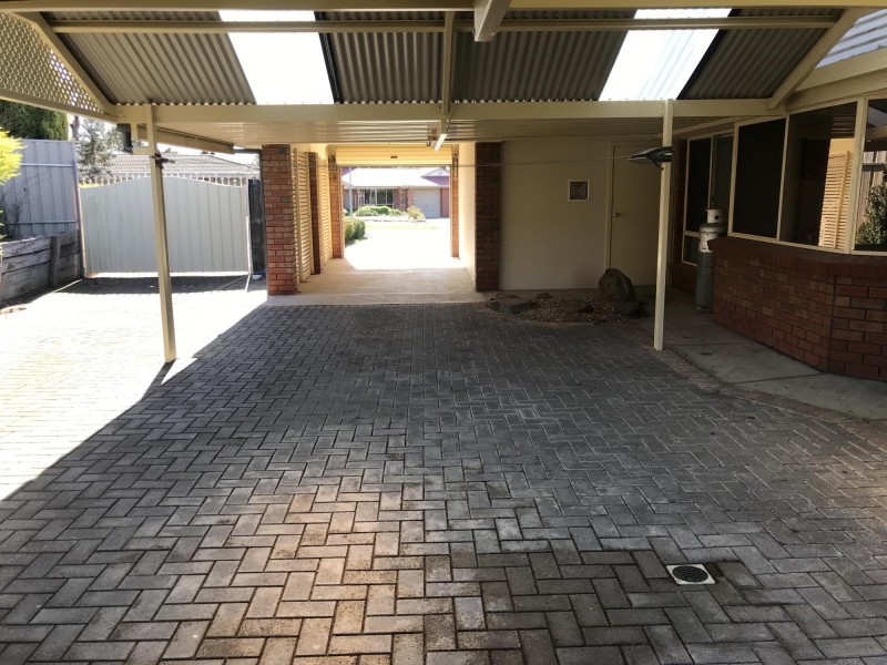 5 Heinrich Court, Mount Barker SA 5251