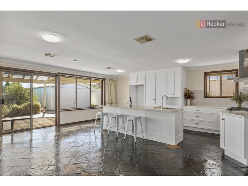 10 Nungamoora Street, Hallett Cove SA 5158