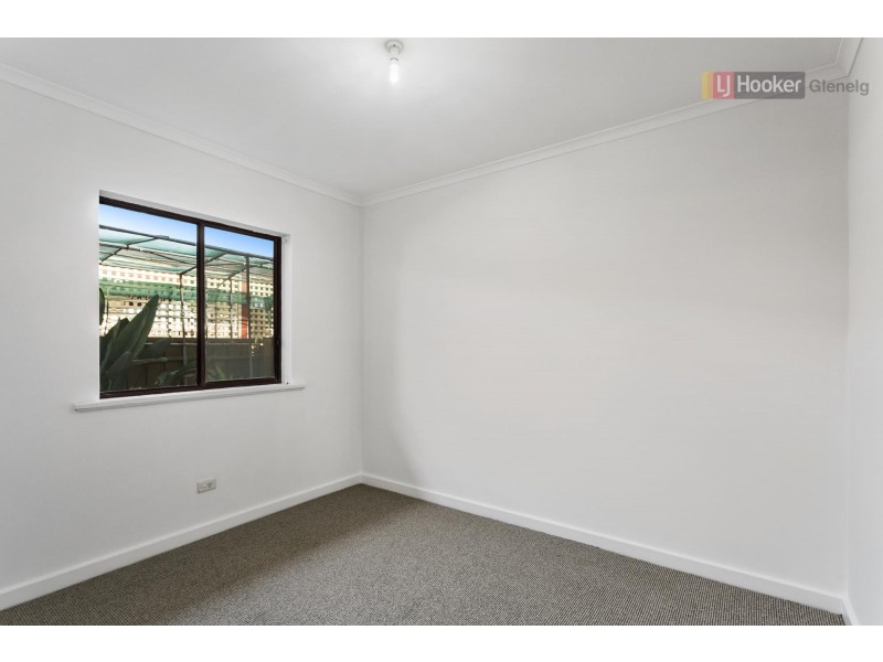 1/1A Kearnes Road, Oaklands Park SA 5046