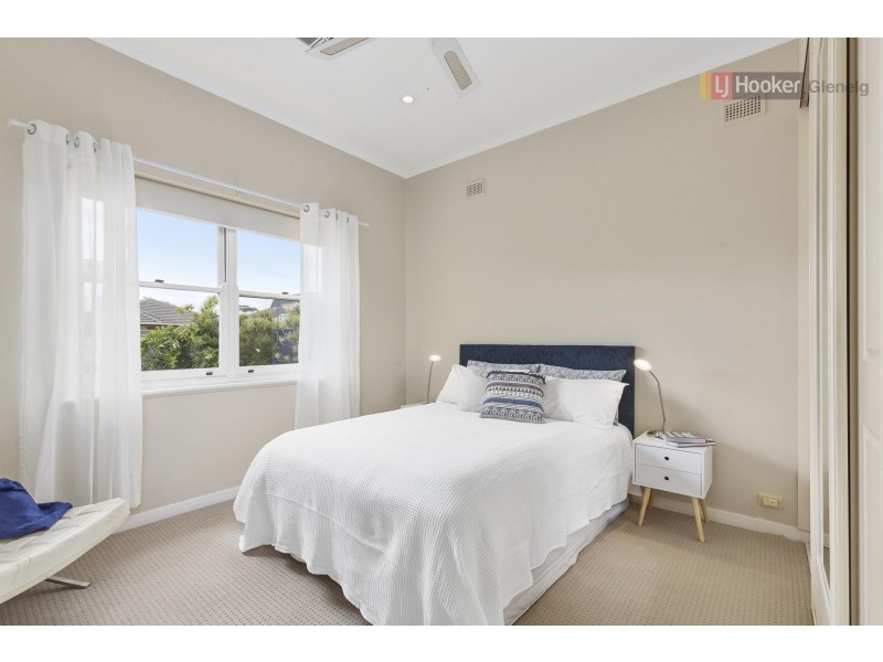 6 Downing Street, Hove SA 5048