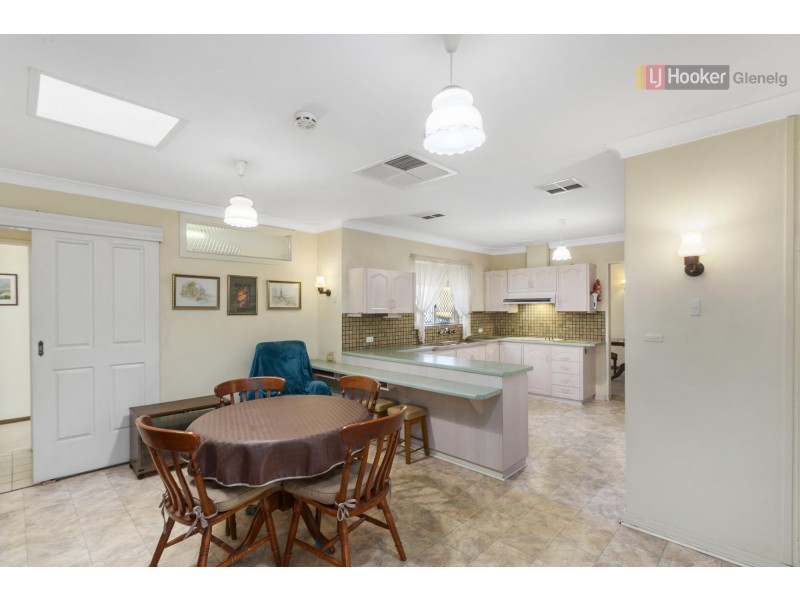 2 Albert Street, Seacliff Park SA 5049