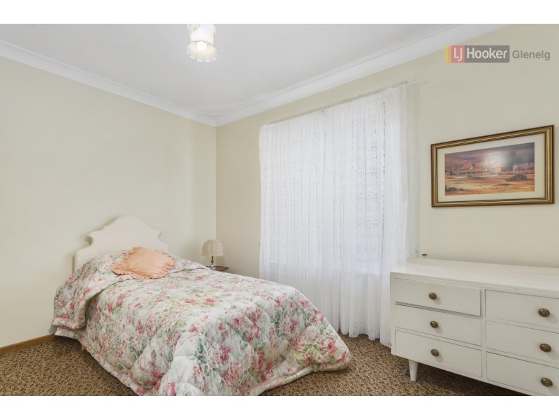 2 Albert Street, Seacliff Park SA 5049