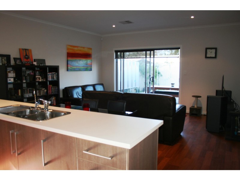 3 Winchester Street, Dover Gardens SA 5048