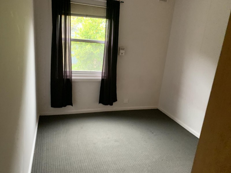 22 Edwards Avenue, Park Holme SA 5043