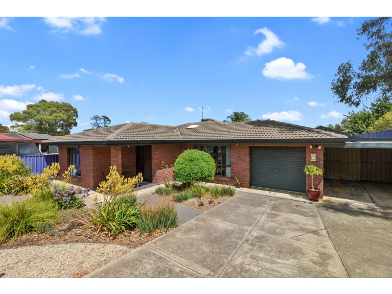 2 Anita Court, Aberfoyle Park SA 5159