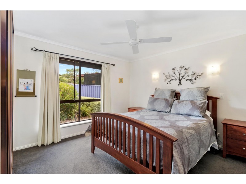 2 Anita Court, Aberfoyle Park SA 5159