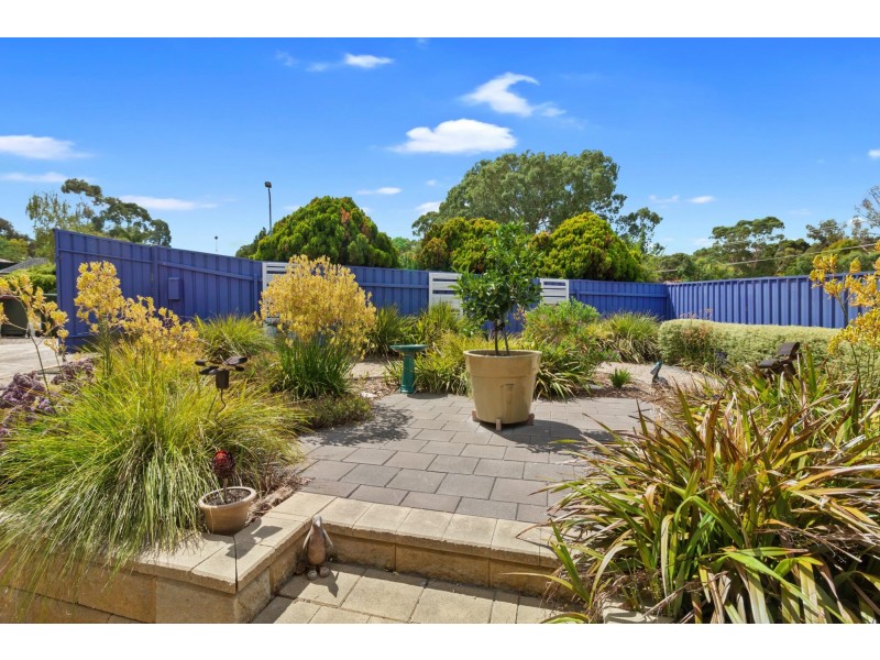 2 Anita Court, Aberfoyle Park SA 5159