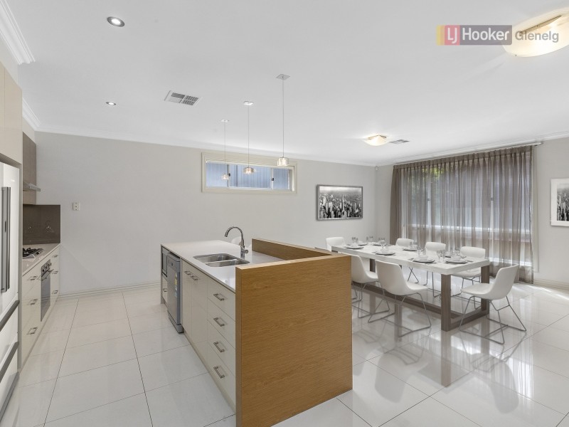 99 Highfield Drive, Craigburn Farm SA 5051