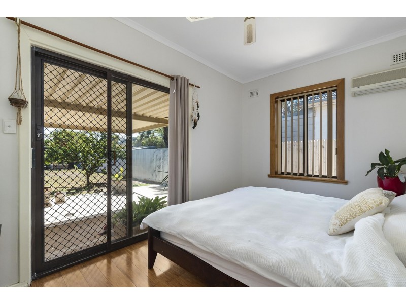 8 Clacton Road, Dover Gardens SA 5048