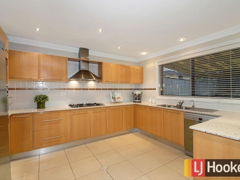 24 Woodward Avenue, Stanhope Gardens NSW 2768