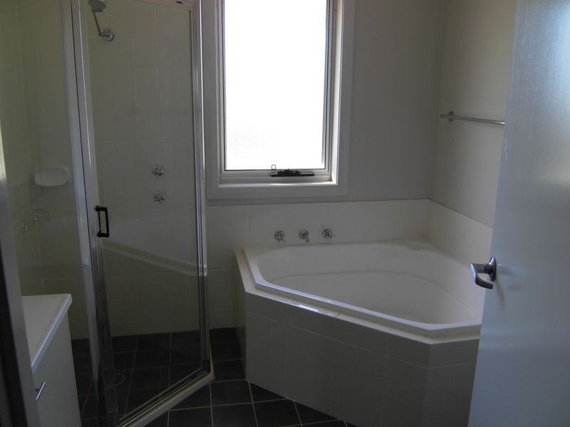 2 Tilbury Avenue, Stanhope Gardens NSW 2768