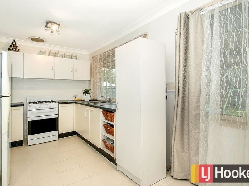 17 Camphorlaurel Court, Doonside NSW 2767