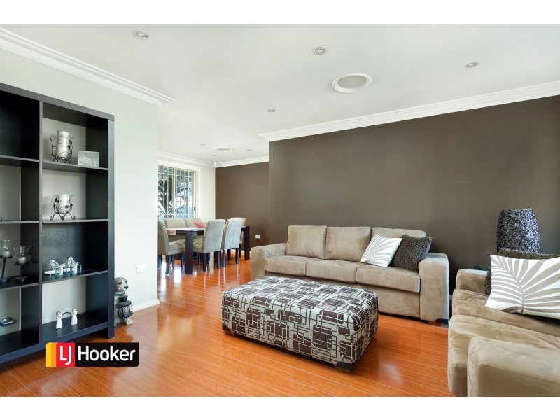 29 Jocelyn Boulevarde, Quakers Hill NSW 2763