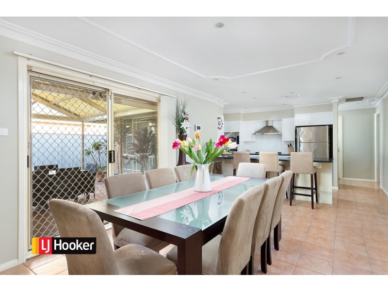 29 Jocelyn Boulevarde, Quakers Hill NSW 2763