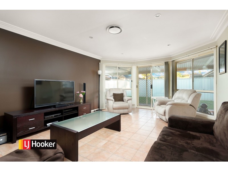 29 Jocelyn Boulevarde, Quakers Hill NSW 2763