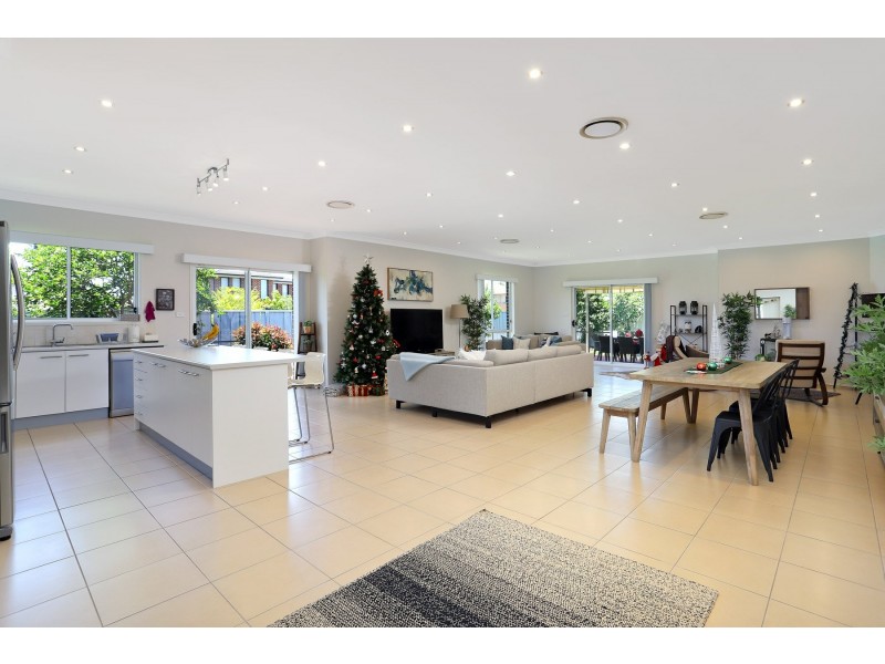 13 Paddock Street, The Ponds NSW 2769