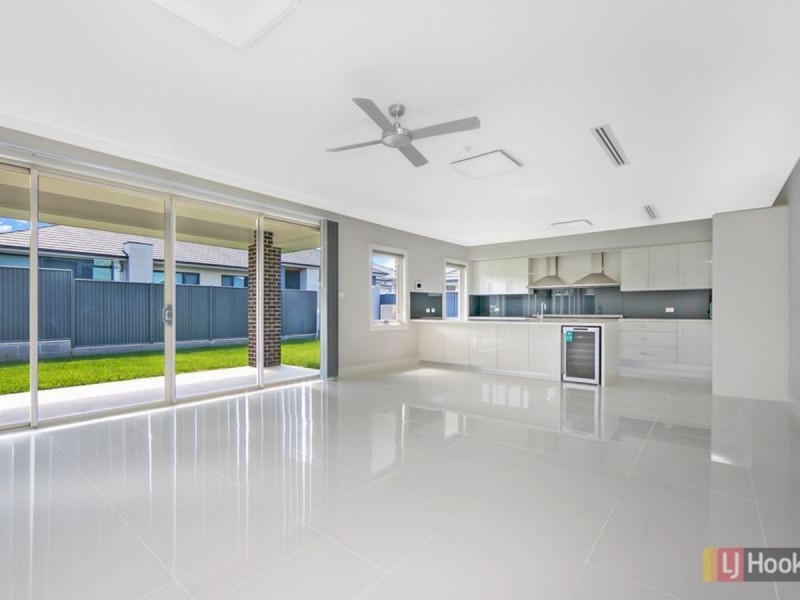 19 Corsica Way, Kellyville NSW 2155