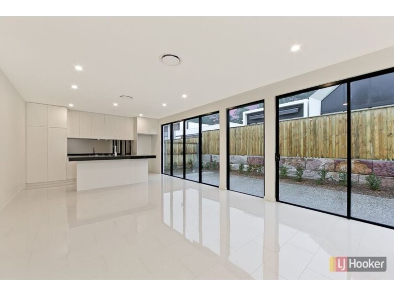 27 Opperman Drive, Kellyville NSW 2155