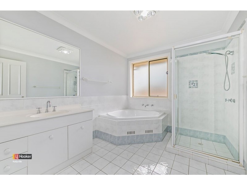 6 Falcon Way, Glenwood NSW 2768