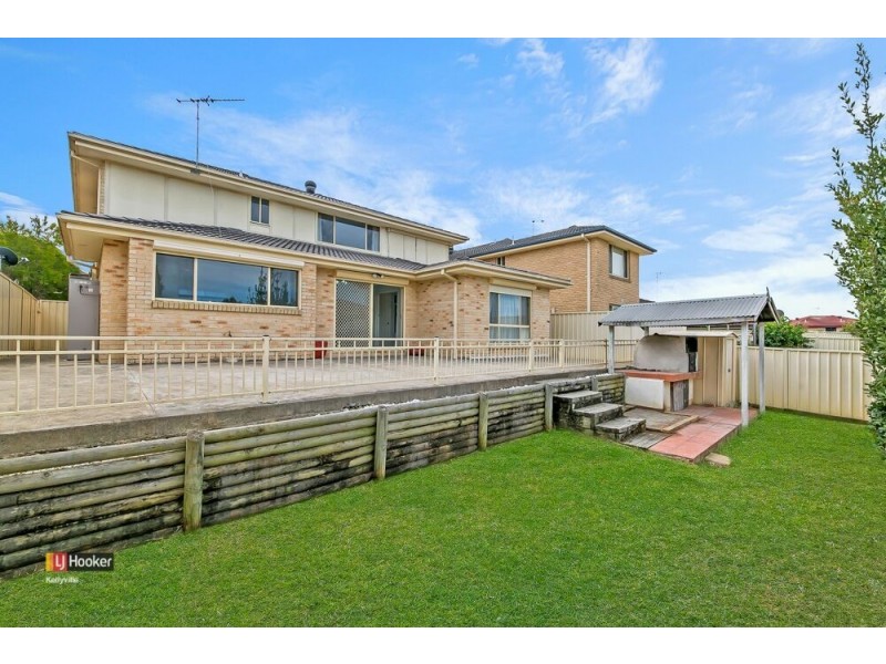 6 Falcon Way, Glenwood NSW 2768