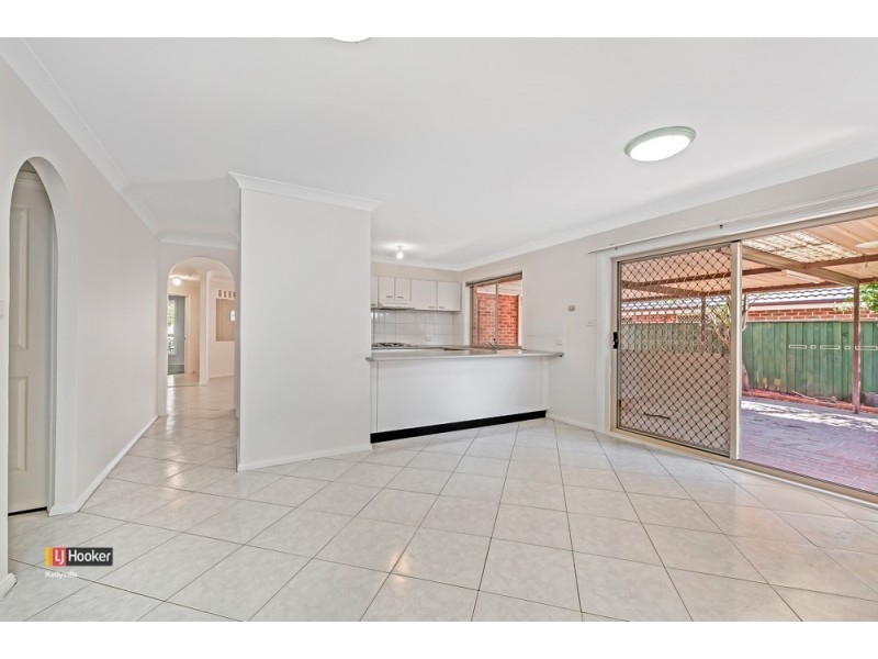 18 Pottery Circuit, Woodcroft NSW 2767