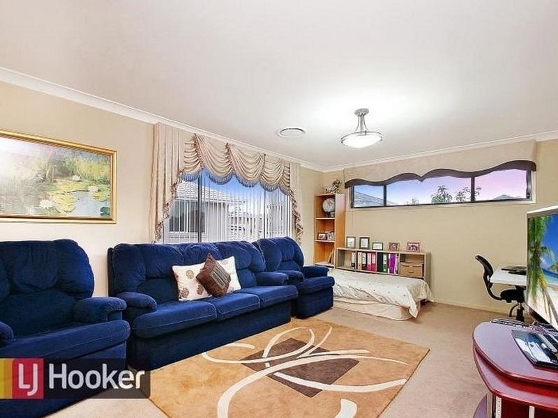 5 Pokolbin Street, Kellyville Ridge NSW 2155