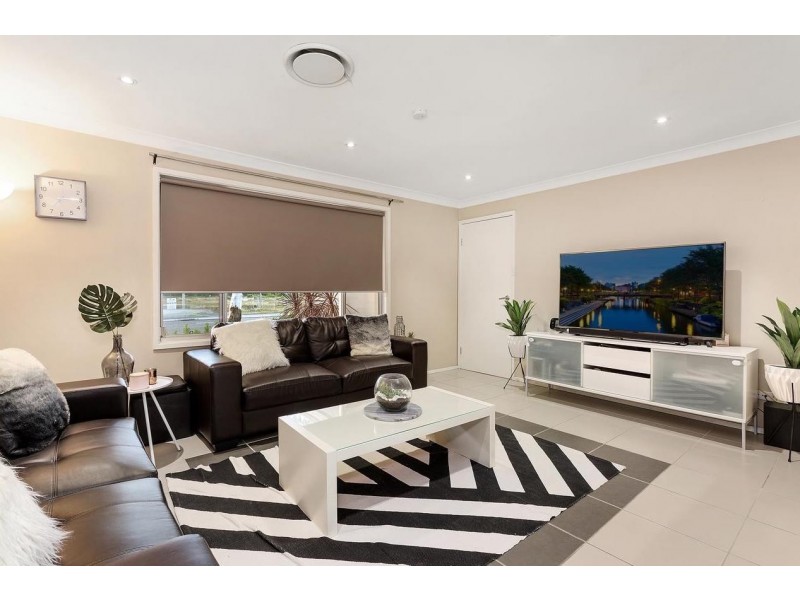 20 Quakers Hill Parkway, Quakers Hill NSW 2763