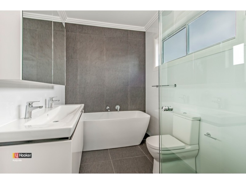 2 Riverbrae Avenue, Riverstone NSW 2765