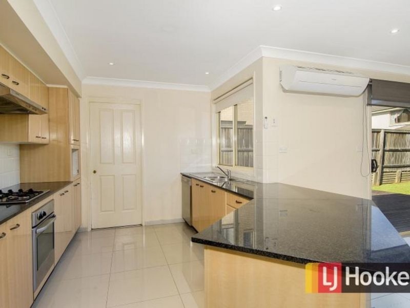 42 Drysdale Circuit, Beaumont Hills NSW 2155