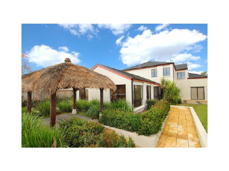 15 Roxburgh Crescent, Stanhope Gardens NSW 2768