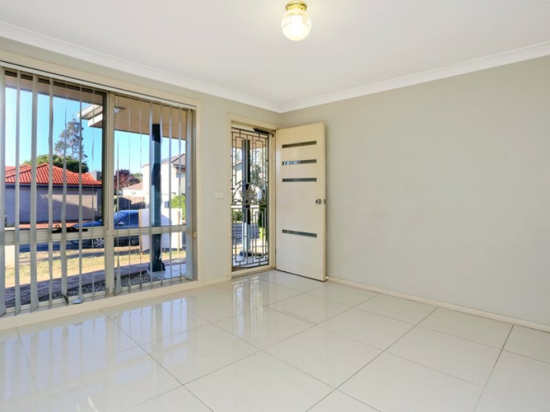 4 Oldbury Street, Stanhope Gardens NSW 2768