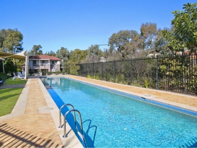 4 Oldbury Street, Stanhope Gardens NSW 2768